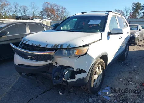 2013 Kia Sorento Lx z USA, uszkodzony, nr VIN 5XYKT3A68DG406046